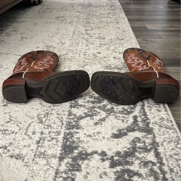 Ariat cowboy boots - Picture 4 of 5